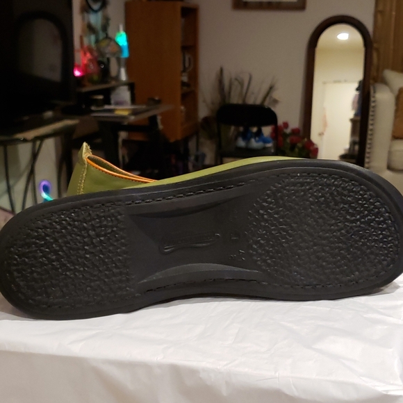 ARCOPEDICO GREEN MARYJANES SIZE 11 - Picture 5 of 6
